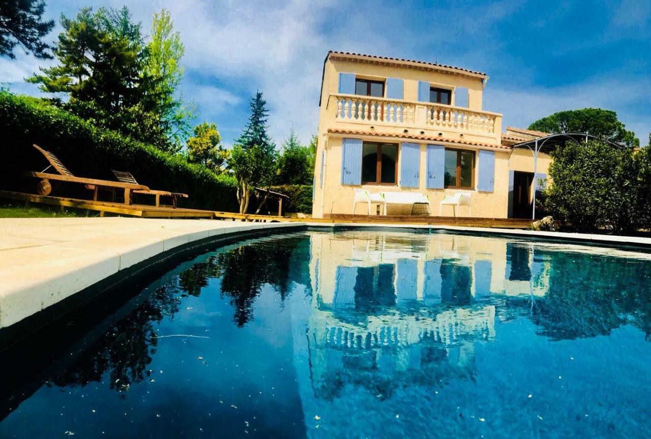 איל-סור-לה-סורג Villa In Provence With Private Pool מראה חיצוני תמונה