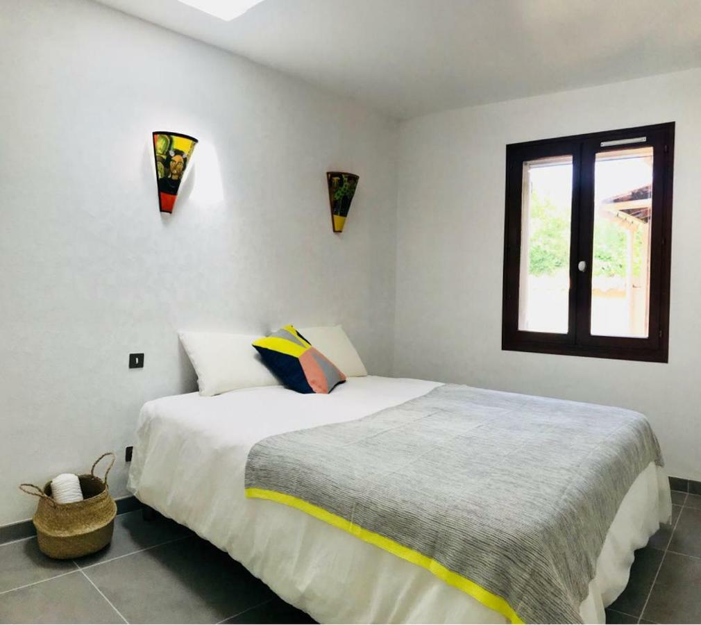 איל-סור-לה-סורג Villa In Provence With Private Pool מראה חיצוני תמונה