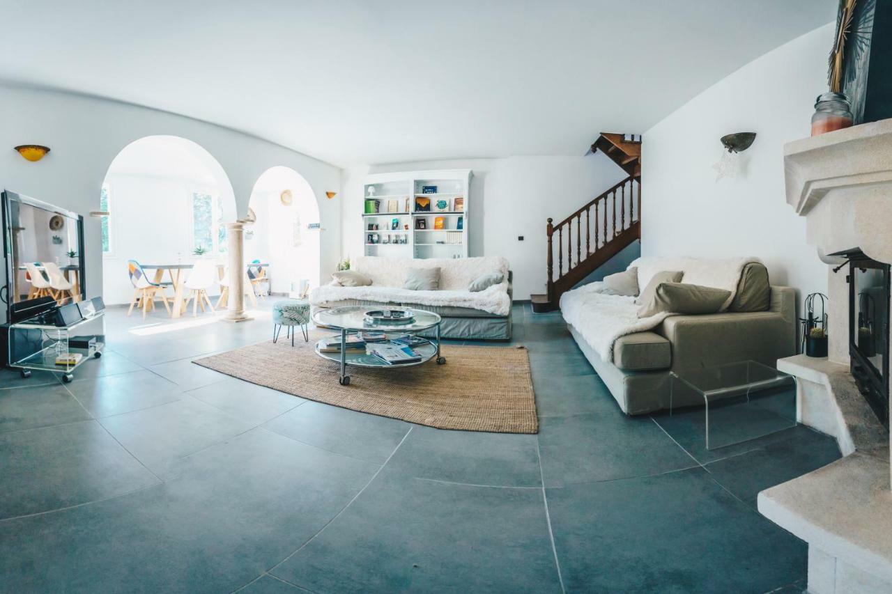 איל-סור-לה-סורג Villa In Provence With Private Pool מראה חיצוני תמונה